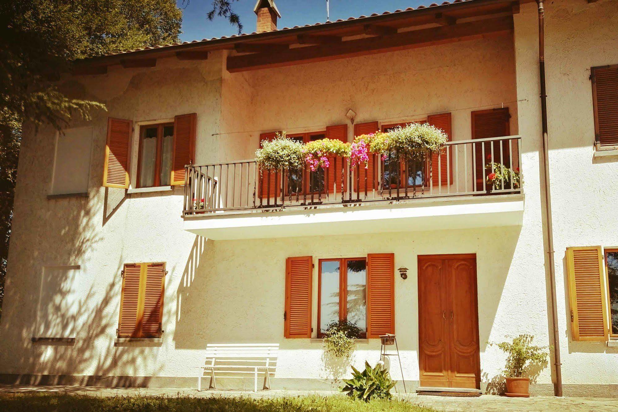 Bed & Breakfast Luna Di Langa Alba (Piedmont)